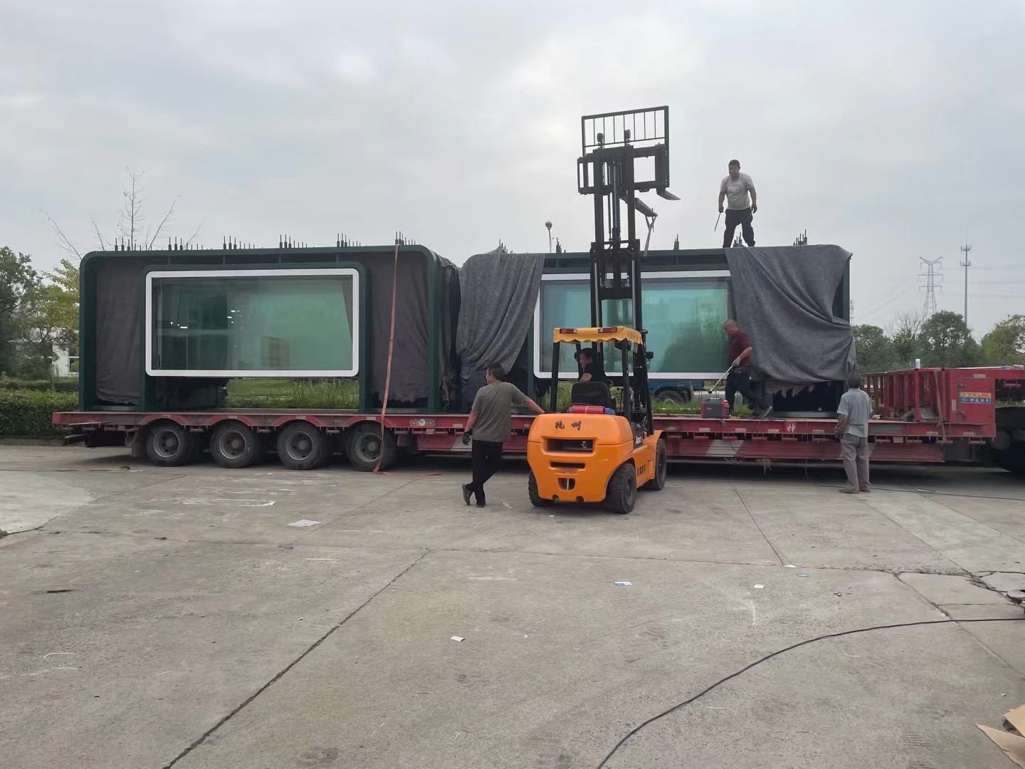 安徽公交車車站候車亭發(fā)貨